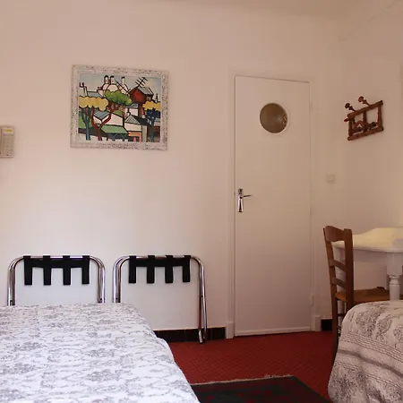 Готель Nina 2*