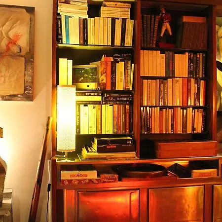 Готель Nina Антіб