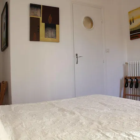 Nina Готель Антіб