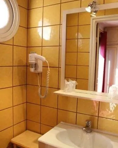 Nina Ξενοδοχείο 2*