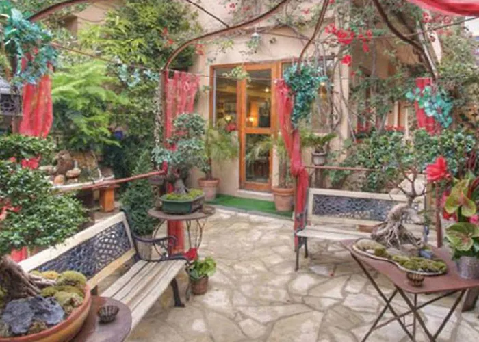 Ξενοδοχείο Nina